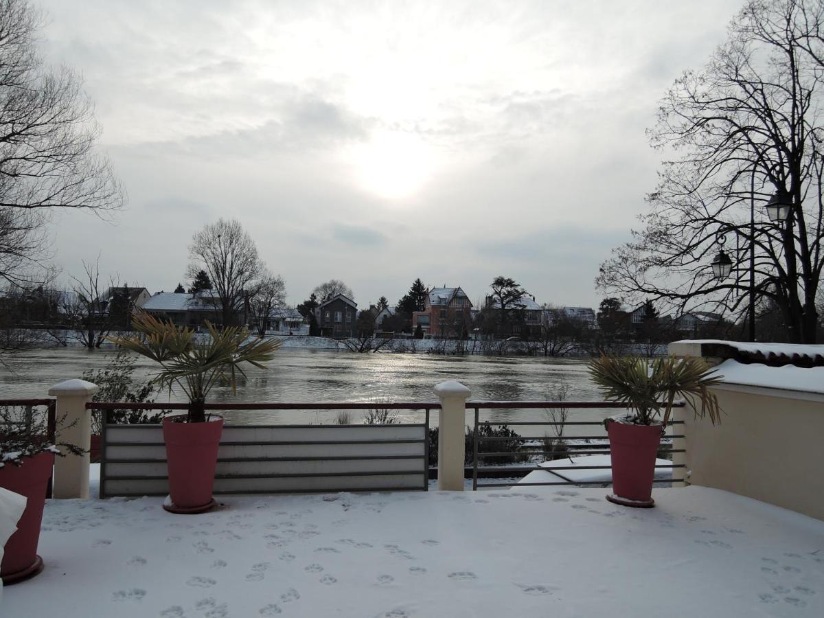 ル・ペルー・シュル・マルヌ Les Pingouins De La Marne Bed & Breakfast エクステリア 写真
